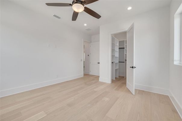 Empty room, Interior, Recessed Lighting, Walk-in Closets, Wood Texture Flooring