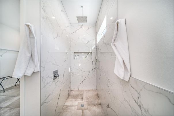 Bathroom, Interior, Marble Walls, Recessed Lighting
