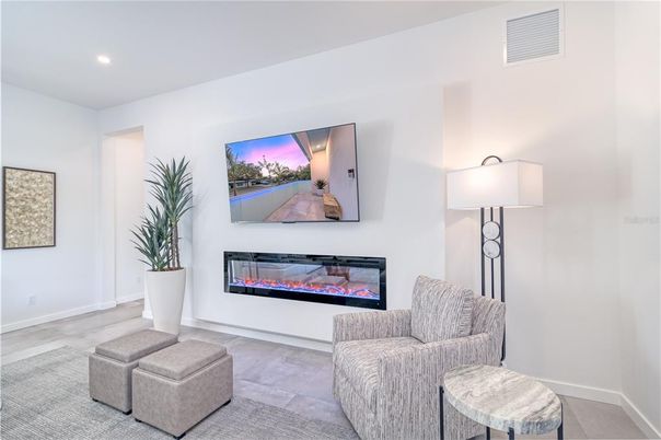 Fireplace, Interior, Recessed Lighting