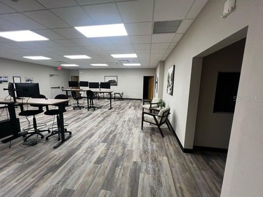 Home Office, Interior, Recessed Lighting, Wood Texture Flooring