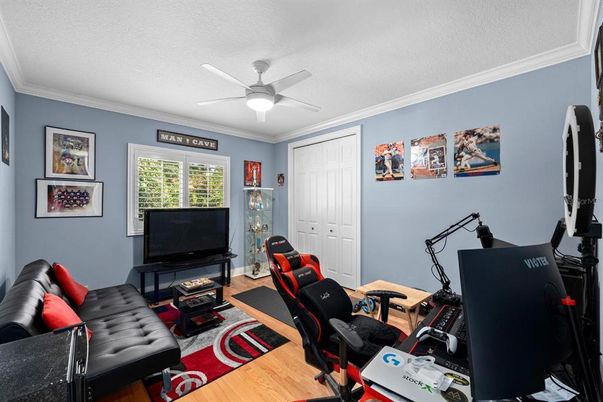 Fitness Equipment, Home Office, Interior, Wood Texture Flooring