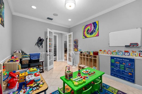 Game Room, Interior, Recessed Lighting