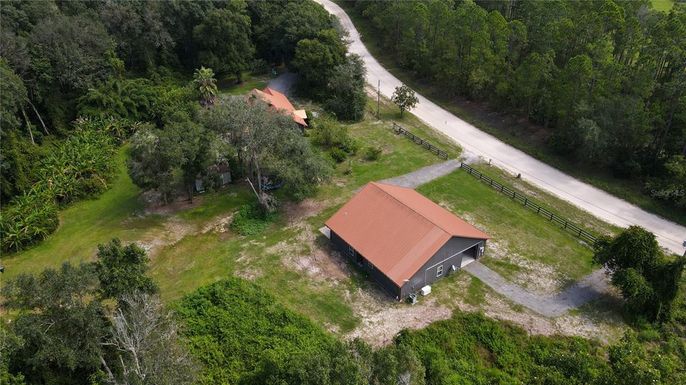 Exterior, Drone