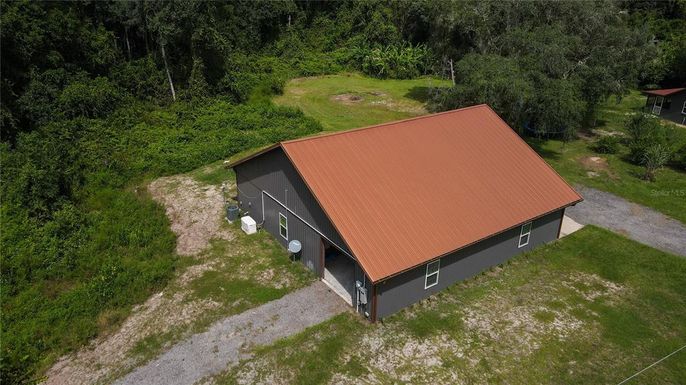 Exterior, Drone