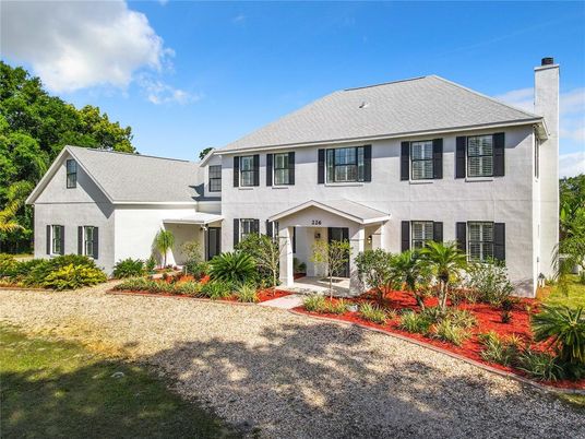 Backyard, Exterior, Facade, Georgian