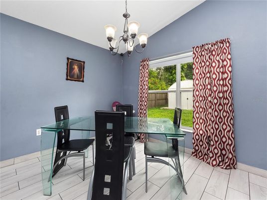 Chandelier, Dining room, Interior