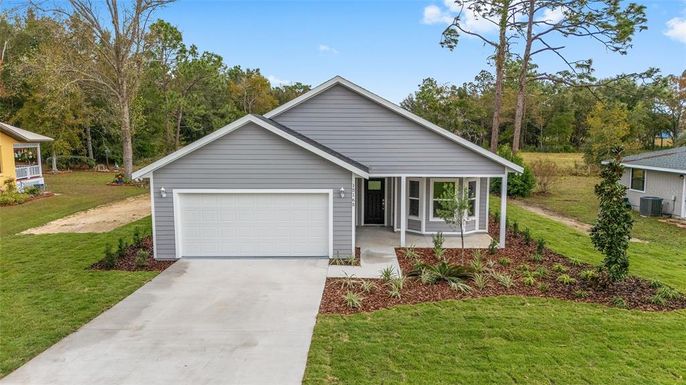 Attached, Exterior, Facade, Ranch
