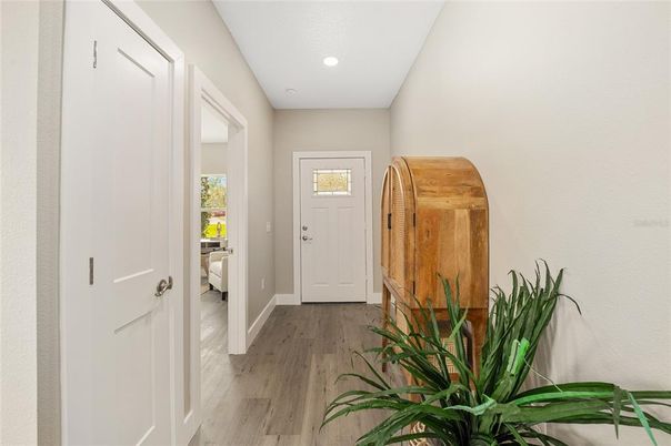 Interior, Recessed Lighting, Wood Texture Flooring