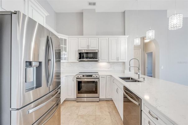 Interior, Kitchen, Pendant Lights, Stainless Steel Appliances