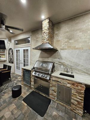 Exterior, Recessed Lighting