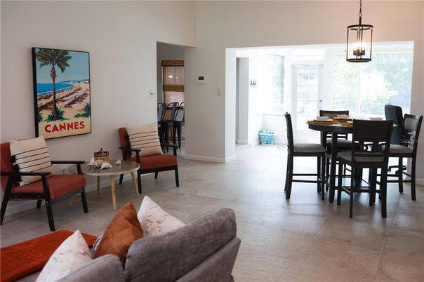 Dining room, Interior, Pendant Lights