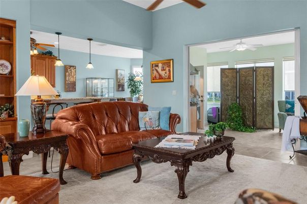 Interior, Living room, Pendant Lights