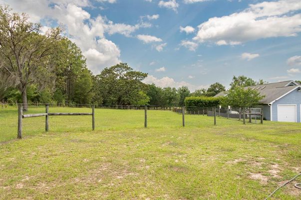 Backyard, Detached Garage, Exterior