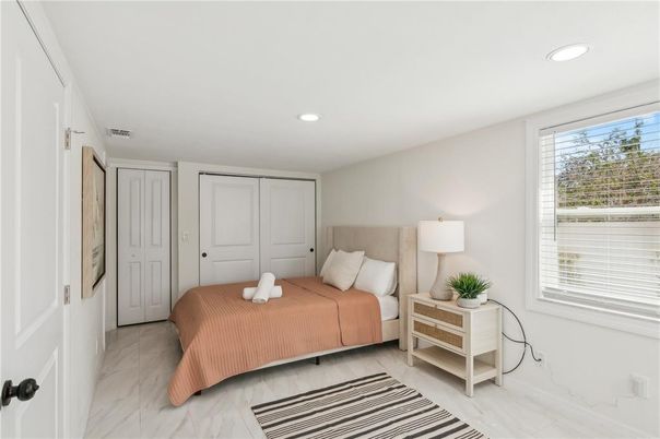 Bedroom, Interior, Marble, Recessed Lighting