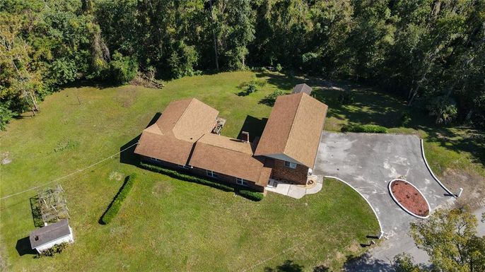 Exterior, Drone
