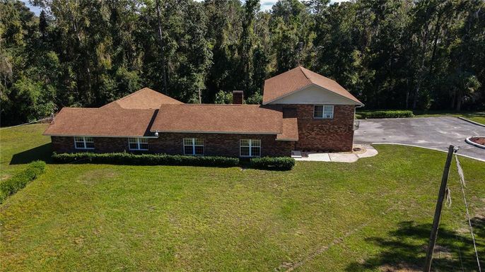 Backyard, Exterior, Facade, Brick Facade, None