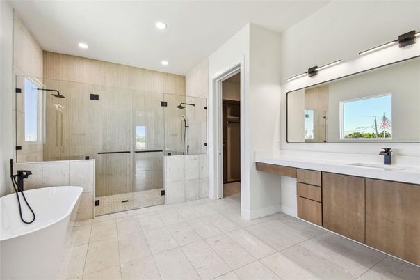 Bathroom, Dual Sink Vanities, Free Standing Baths, Glass Shower, Interior, Recessed Lighting
