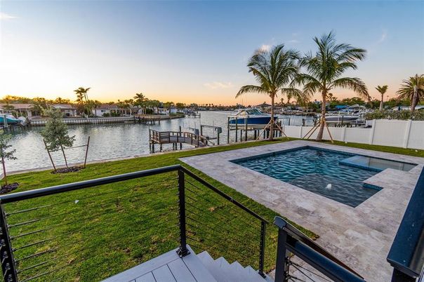 Exterior, Pool, Water