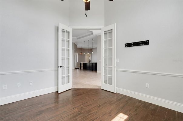 Empty room, Interior, Pendant Lights, Wood Texture Flooring