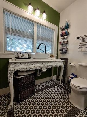 Bathroom, Home Office, Interior