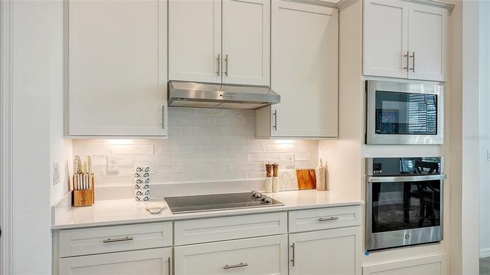 Interior, Kitchen, Stainless Steel Appliances