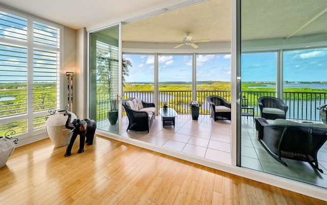 Interior, Sun Room, Water, Wood Texture Flooring