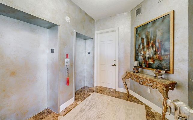Elevator, Interior