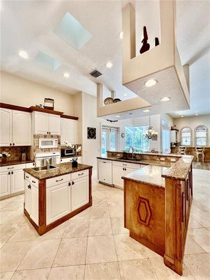 Chandelier, Interior, Kitchen, Recessed Lighting