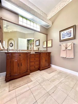 Bathroom, Dual Sink Vanities, Interior