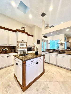 Chandelier, Interior, Kitchen, Recessed Lighting