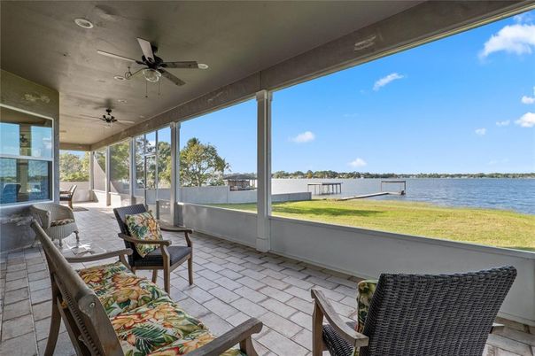 Interior, Sun Room, Water
