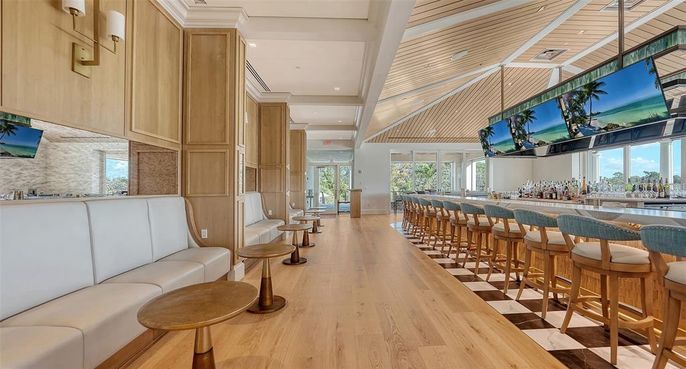 Interior, Pendant Lights, Recessed Lighting, Wood Texture Flooring
