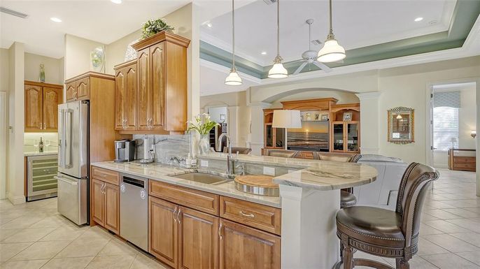 Interior, Kitchen, Pendant Lights, Recessed Lighting, Stainless Steel Appliances