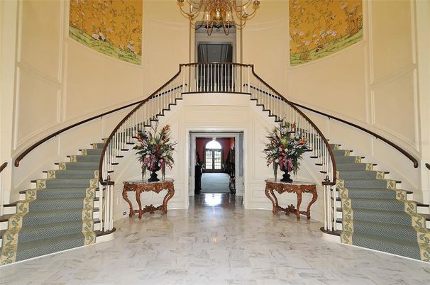 Chandelier, Interior, Marble