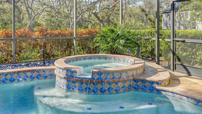 Interior, Pool, Sun Room