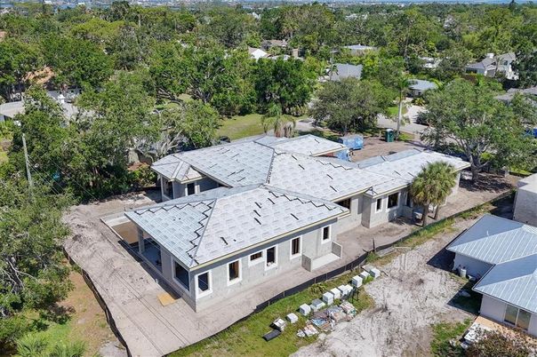 Exterior, Drone