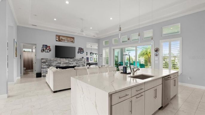 Interior, Kitchen, Living room, Marble, Pendant Lights, Recessed Lighting