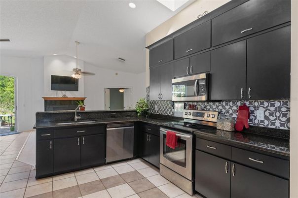 Interior, Kitchen, Pendant Lights, Recessed Lighting, Stainless Steel Appliances