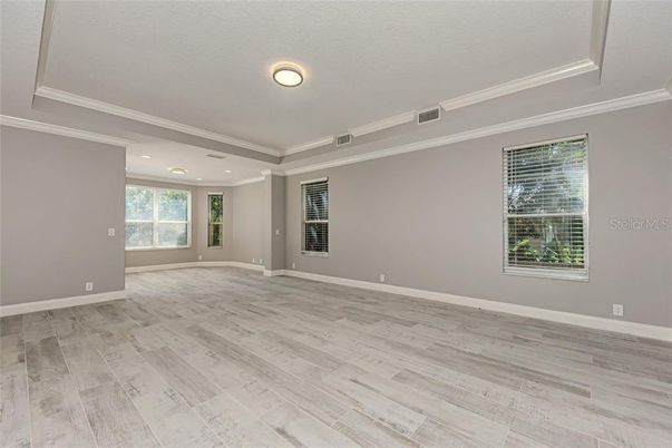 Empty room, Interior, Recessed Lighting, Wood Texture Flooring