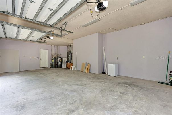 Garage, Interior