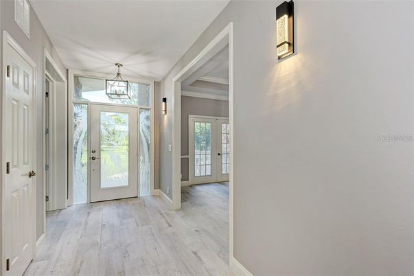Interior, Pendant Lights, Wood Texture Flooring