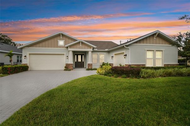 Attached, Exterior, Facade, Ranch