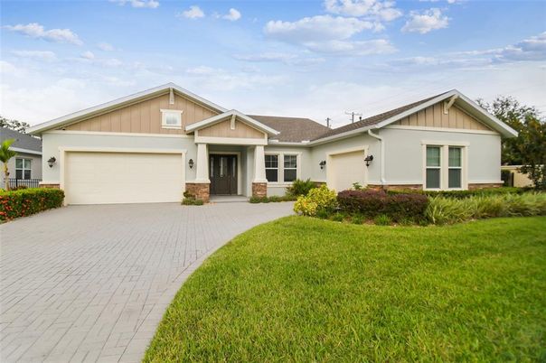 Attached, Exterior, Facade, Ranch