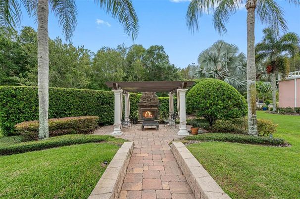 Exterior, Fireplace