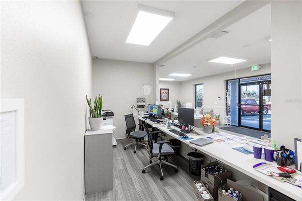 Home Office, Interior, Recessed Lighting, Wood Texture Flooring