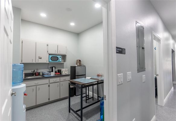 Interior, Kitchen, Recessed Lighting