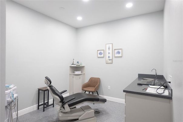 Fitness Equipment, Home Office, Interior, Recessed Lighting