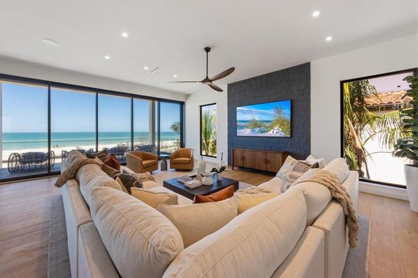Interior, Living room, Recessed Lighting, Water, Wood Texture Flooring