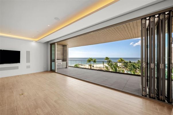 Empty room, Interior, Recessed Lighting, Water, Wood Texture Flooring
