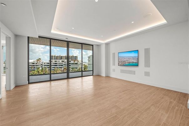 Empty room, Interior, Recessed Lighting, Wood Texture Flooring